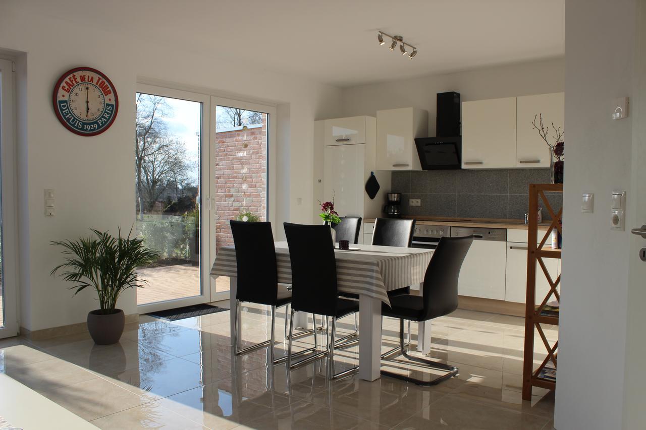 Rhauderfehn Ferienhaus Westwind מראה חיצוני תמונה